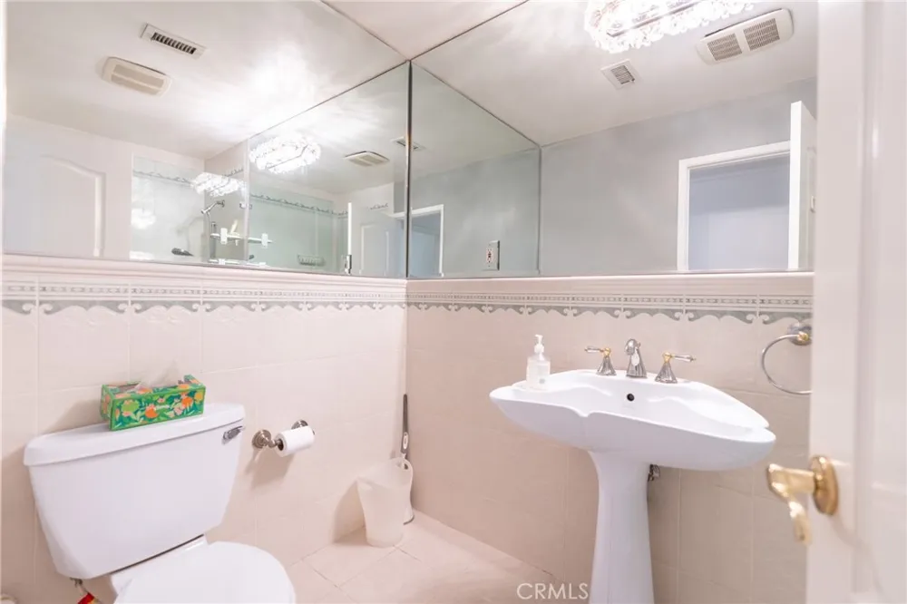 333 W Wistaria Avenue Arcadia, CA 91007