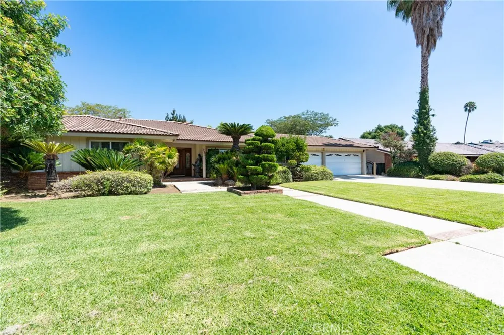 333 W Wistaria Avenue Arcadia, CA 91007