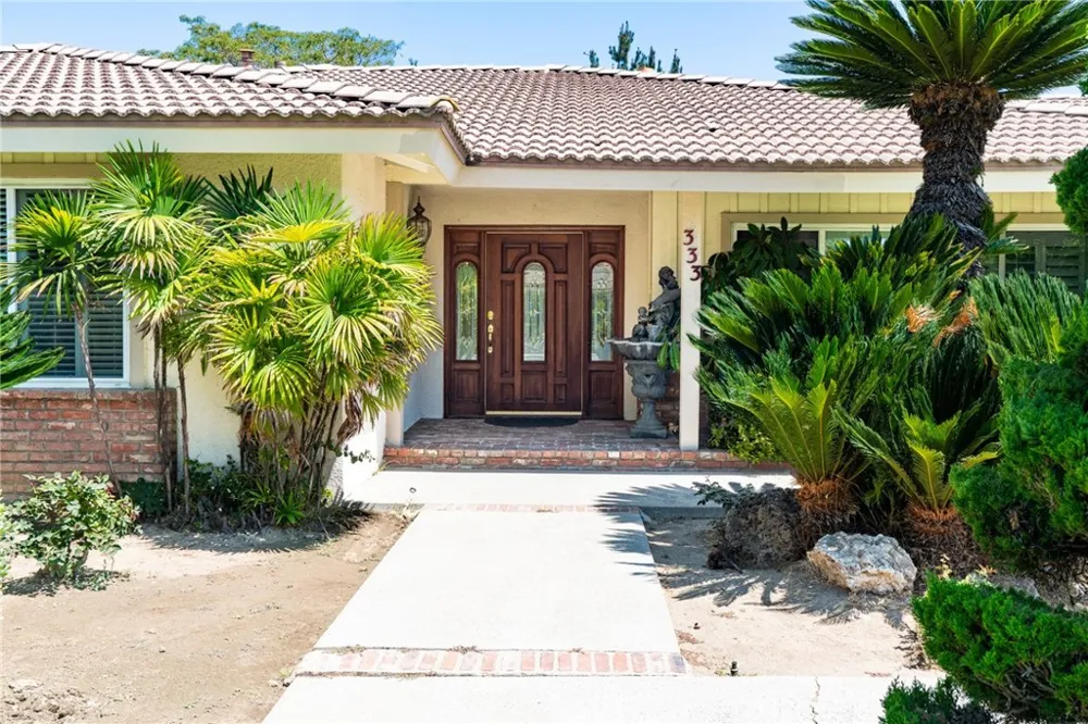 333 W Wistaria Avenue Arcadia, CA 91007