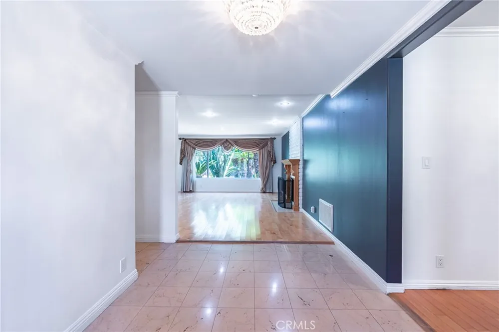 333 W Wistaria Avenue Arcadia, CA 91007