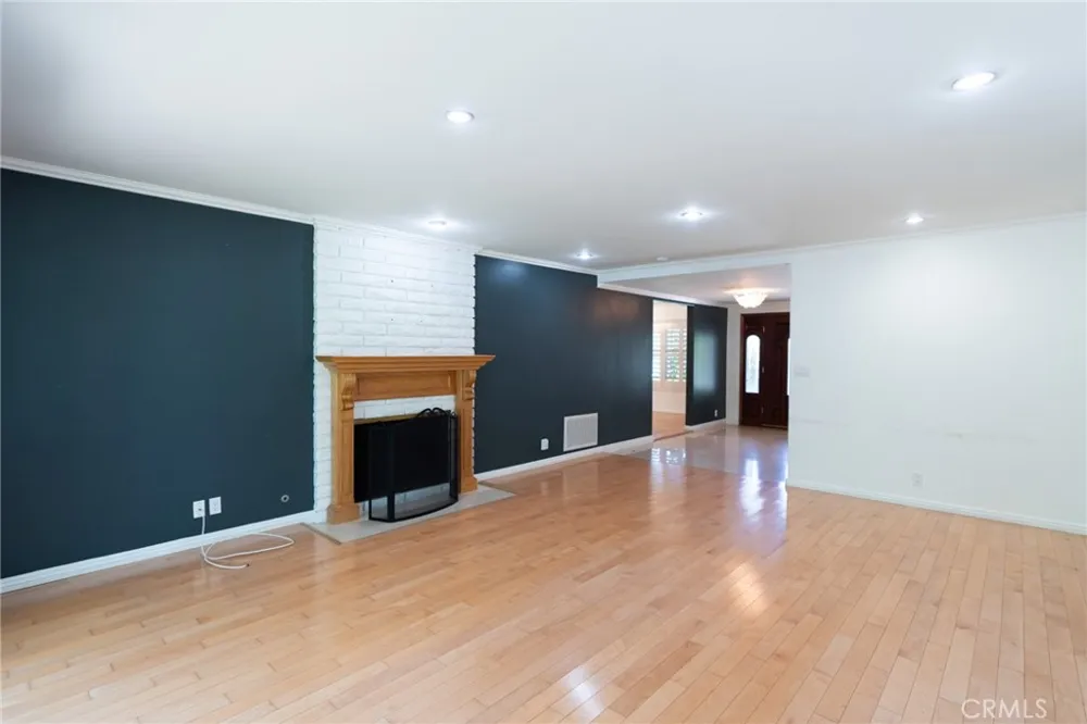 333 W Wistaria Avenue Arcadia, CA 91007
