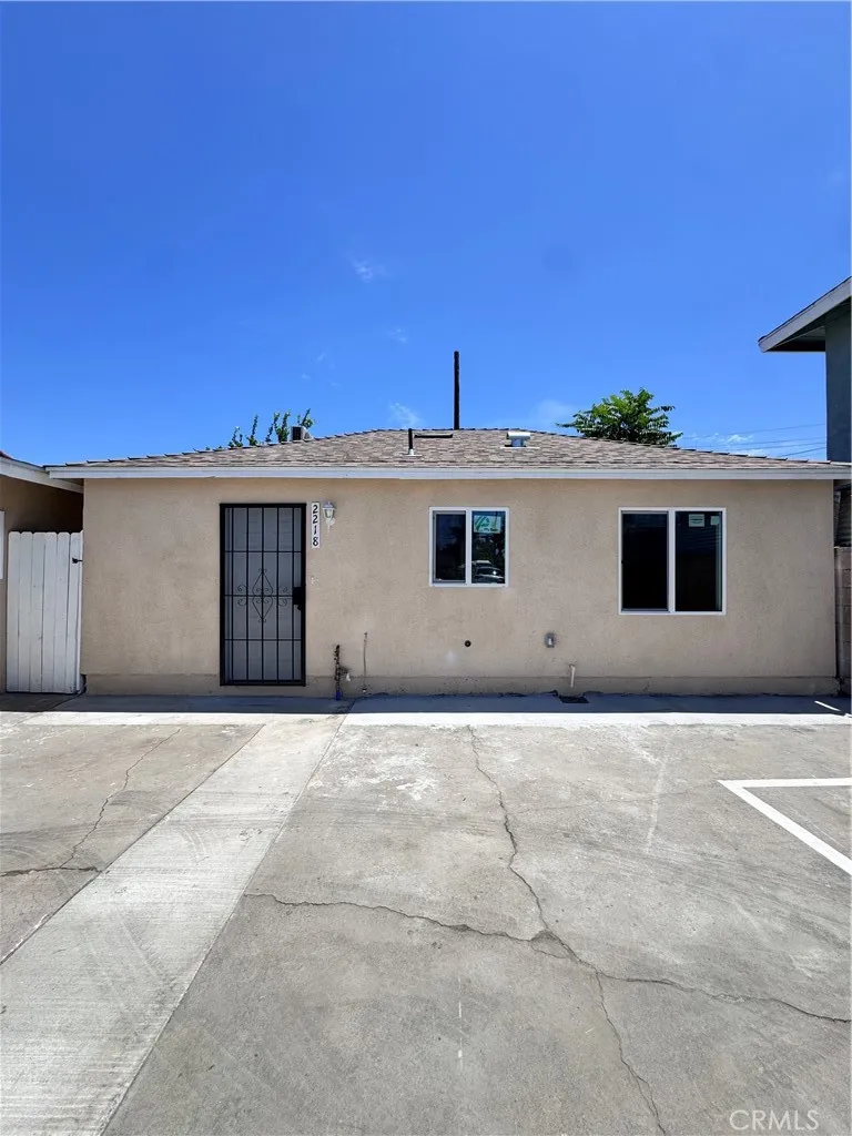 2218 Continental Avenue South El Monte, CA 91733