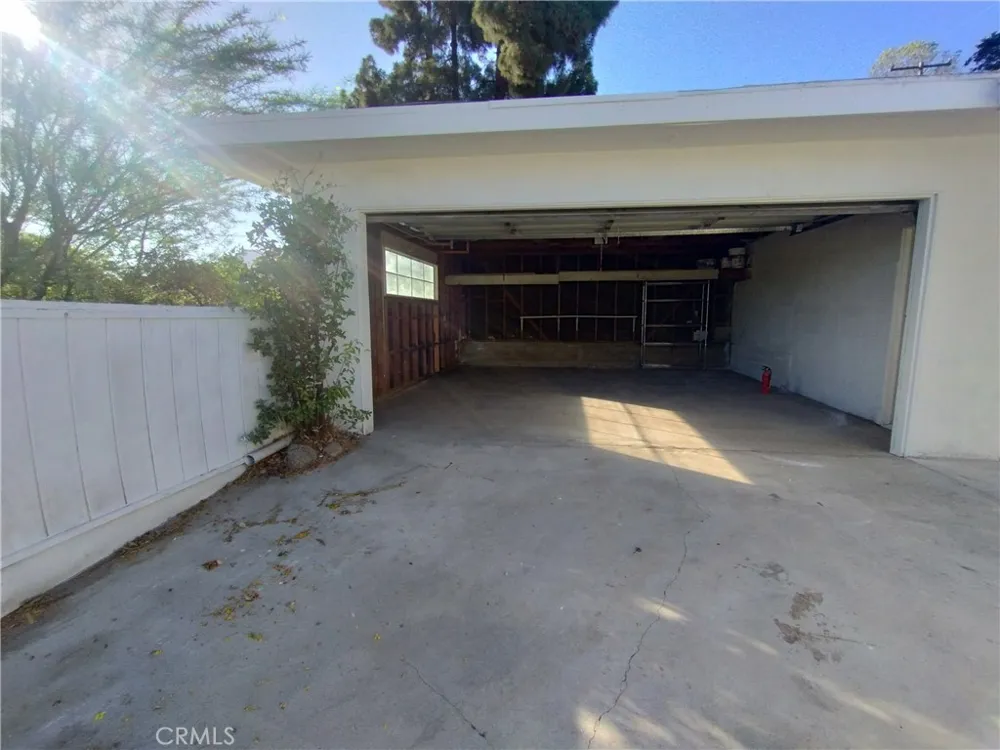 374 Grand Monrovia, CA 91016