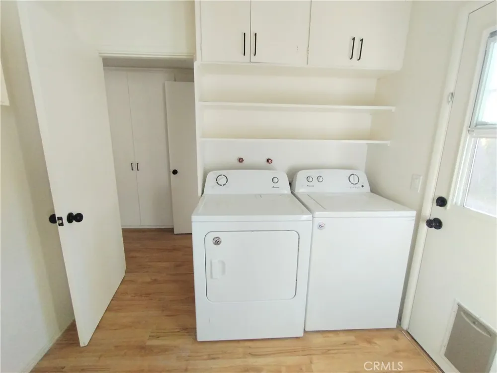 374 Grand Monrovia, CA 91016
