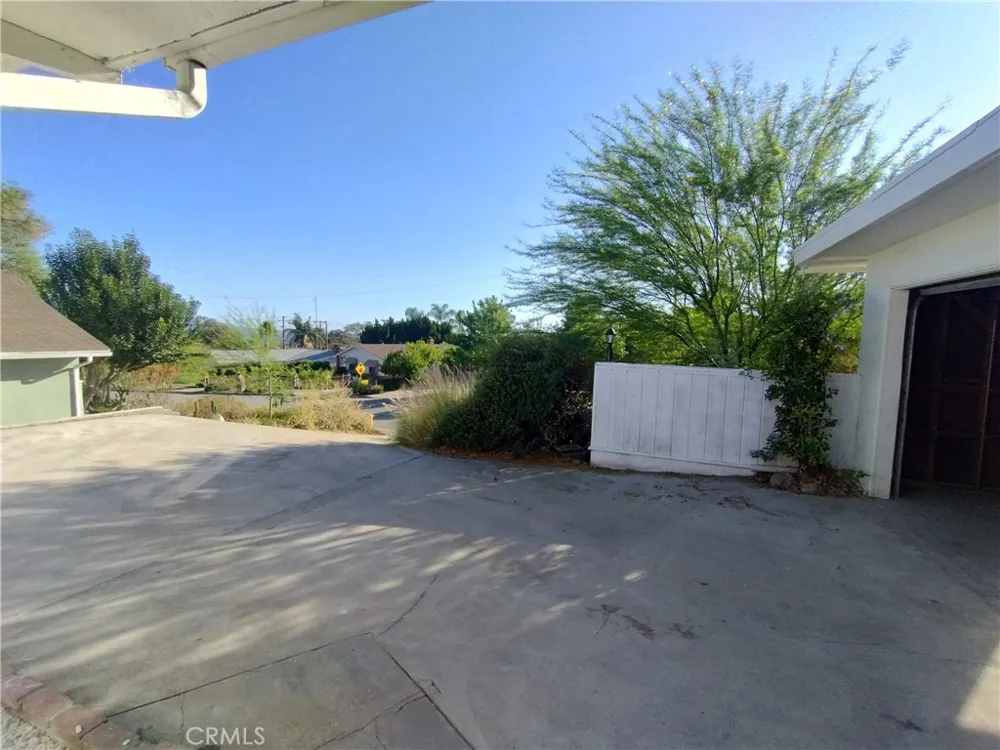 374 Grand Monrovia, CA 91016