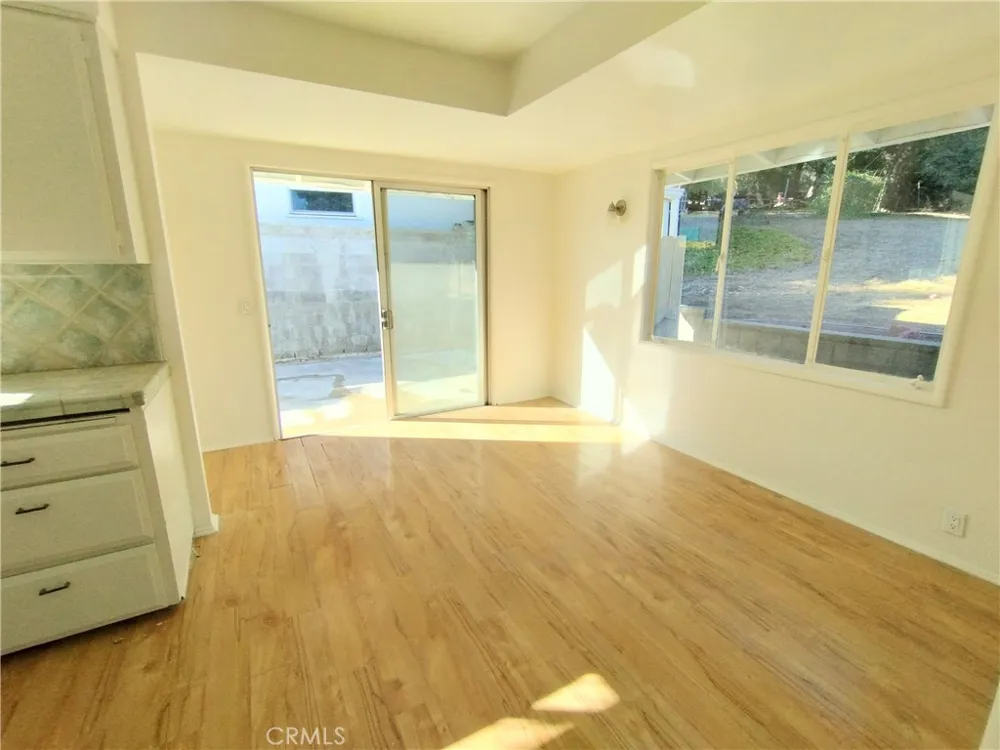 374 Grand Monrovia, CA 91016