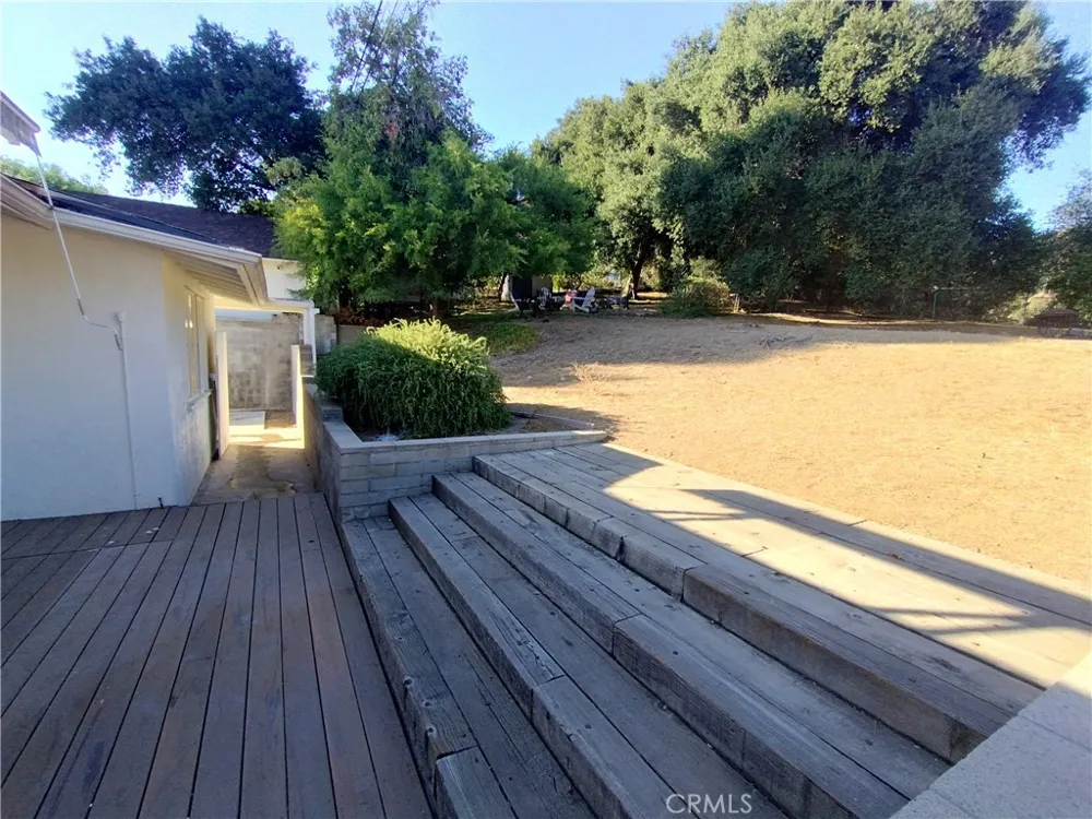 374 Grand Monrovia, CA 91016