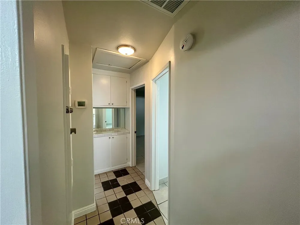 3132 Estado Street Pasadena, CA 91107