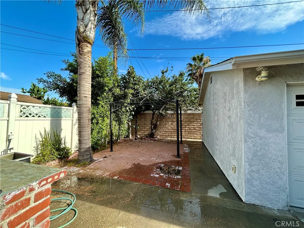 3132 Estado Street Pasadena, CA 91107