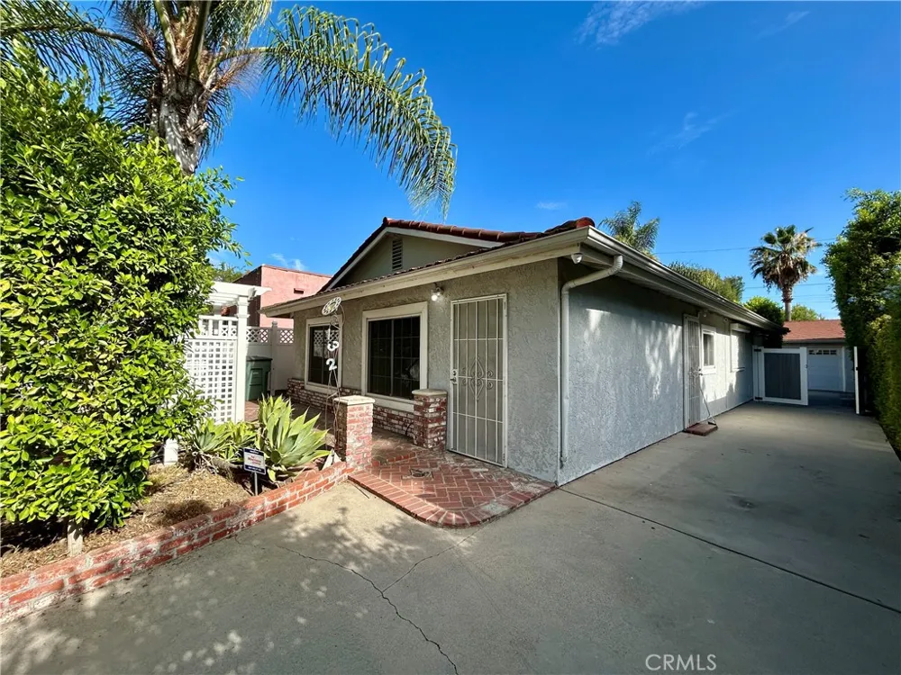 3132 Estado Street Pasadena, CA 91107
