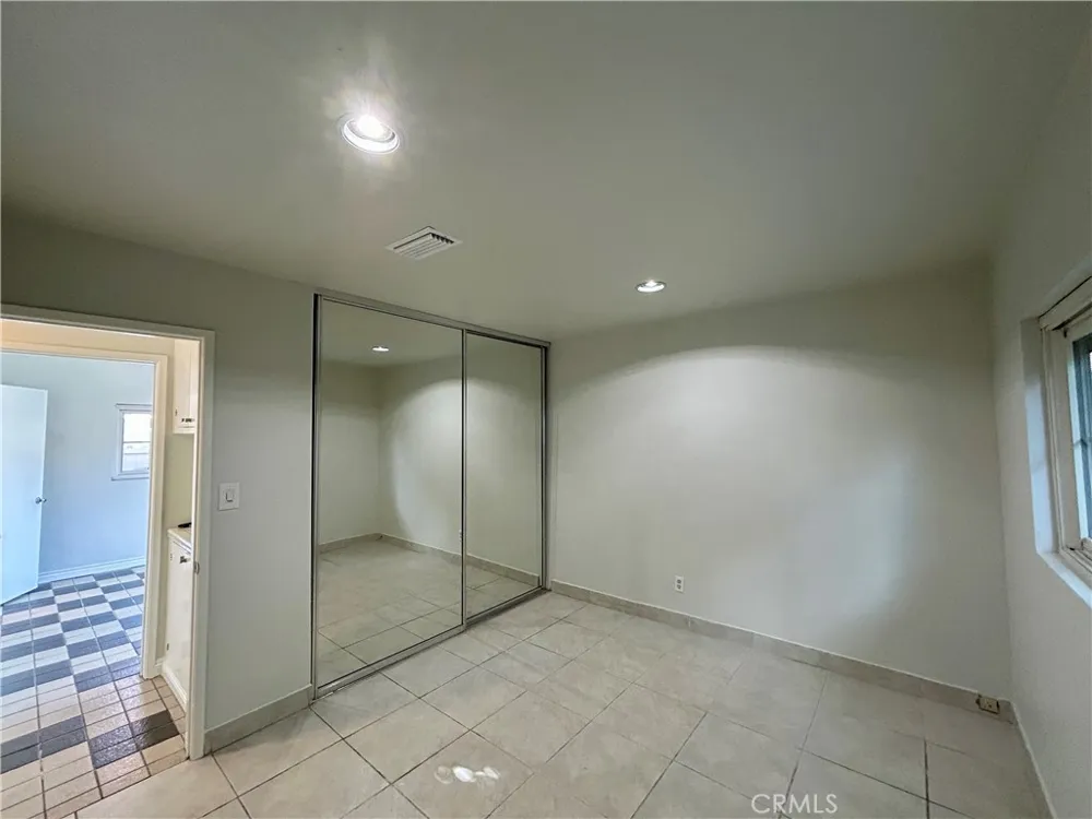 3132 Estado Street Pasadena, CA 91107