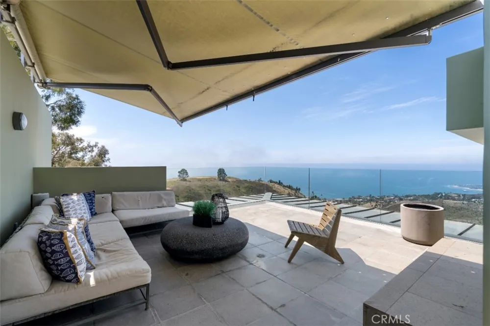 21826 Castlewood Drive Malibu, CA 90265