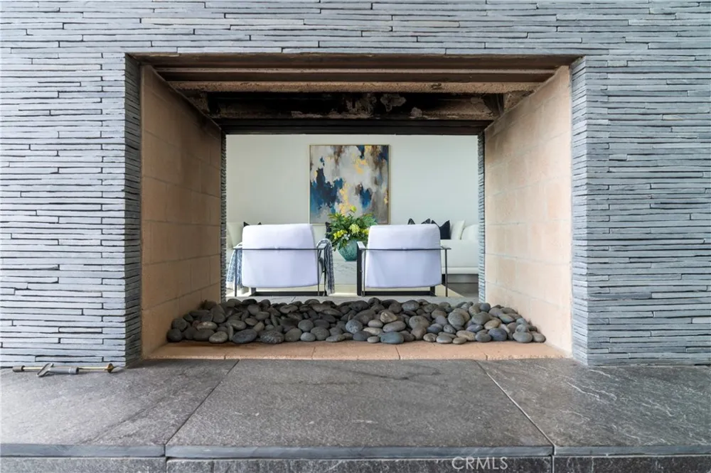 21826 Castlewood Drive Malibu, CA 90265