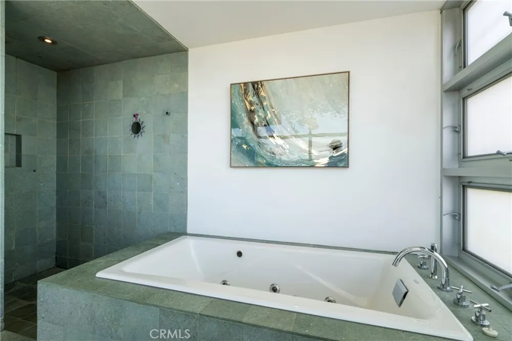 21826 Castlewood Drive Malibu, CA 90265