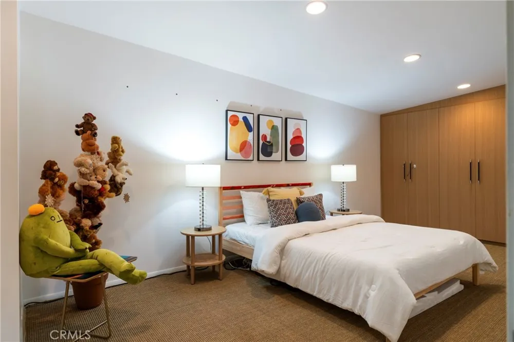 21826 Castlewood Drive Malibu, CA 90265