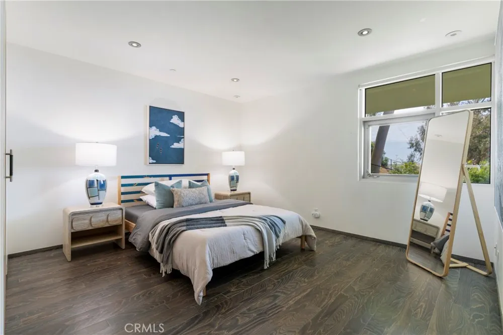 21826 Castlewood Drive Malibu, CA 90265