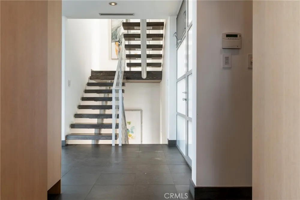 21826 Castlewood Drive Malibu, CA 90265