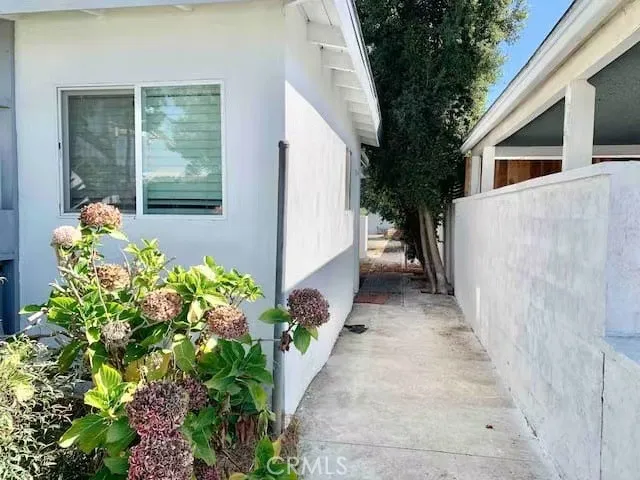 3354 Virginia Avenue Santa Monica, CA 90404