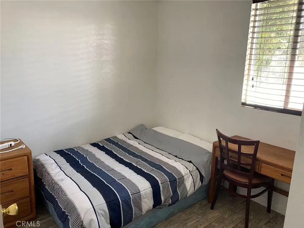 3354 Virginia Avenue Santa Monica, CA 90404