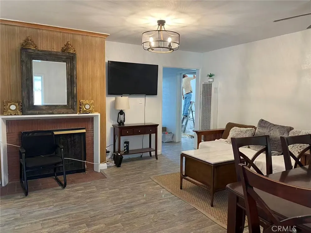 3354 Virginia Avenue Santa Monica, CA 90404