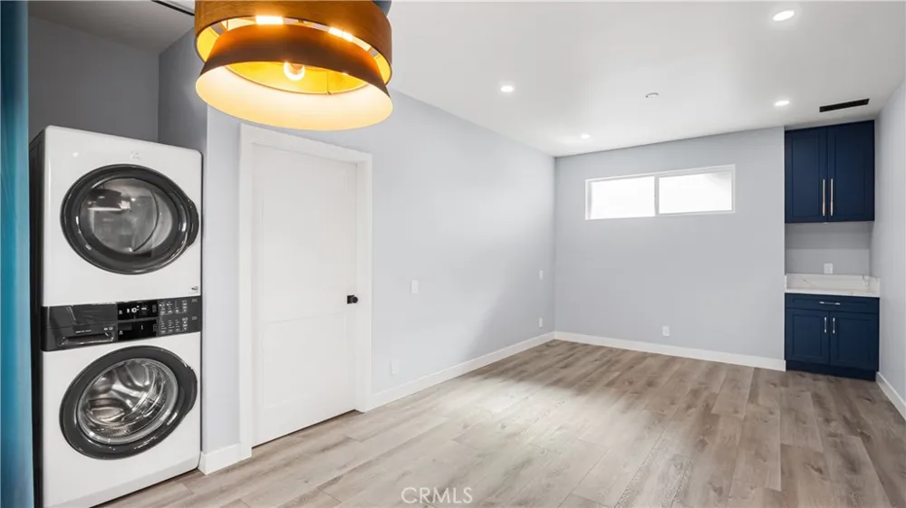 727 E Myrtle Avenue Glendora, CA 91741