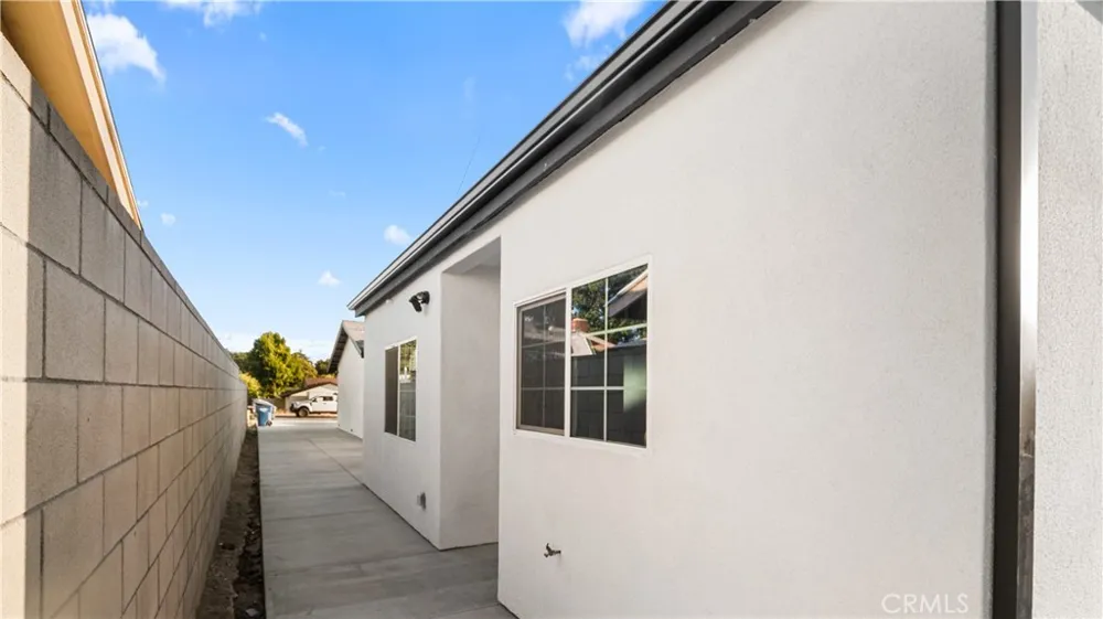 727 E Myrtle Avenue Glendora, CA 91741