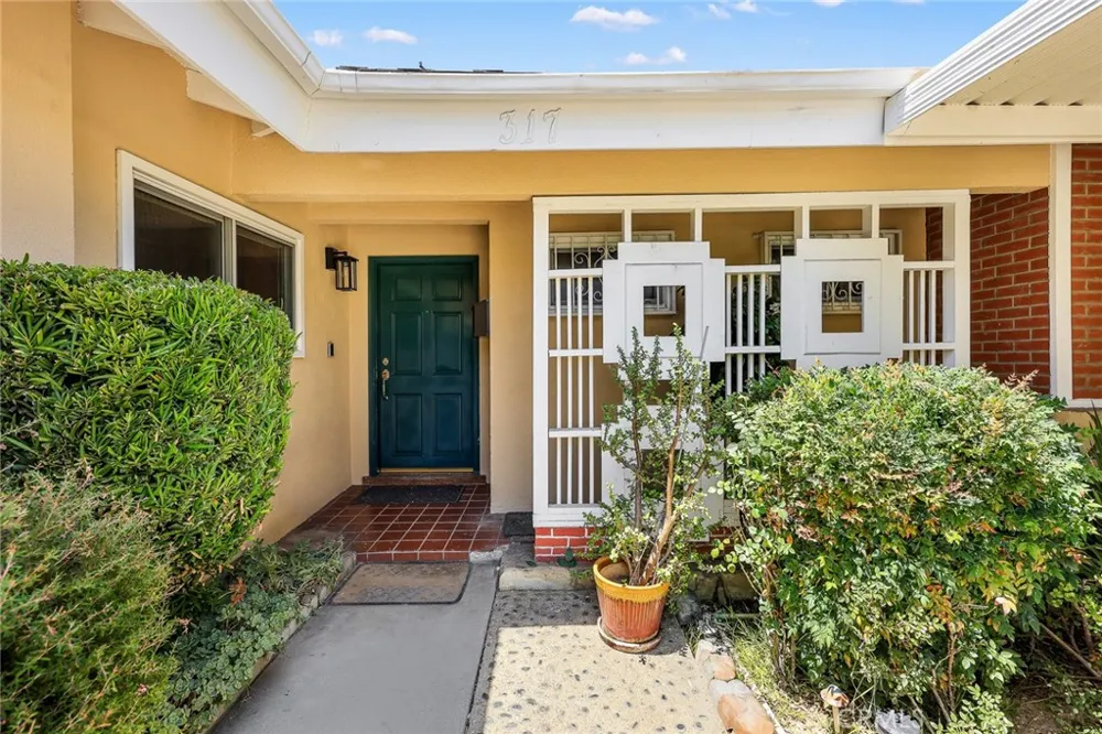 317 Casuda Canyon Drive Monterey Park, CA 91754