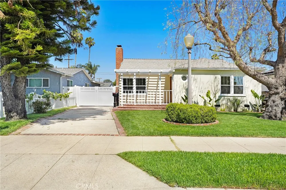 6722 Katherine Ave Van Nuys, CA 91405