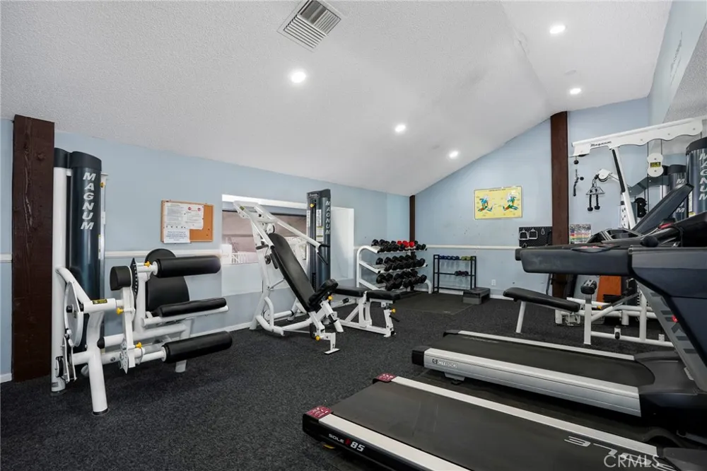 15050 Sherman #180 Los Angeles, CA 91405