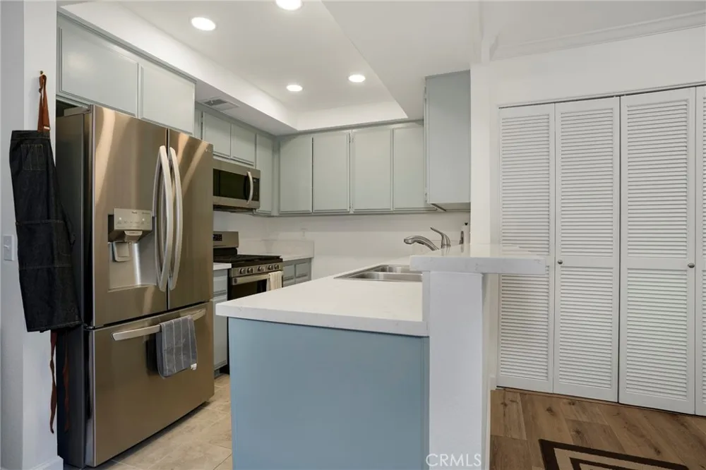 15050 Sherman #180 Los Angeles, CA 91405
