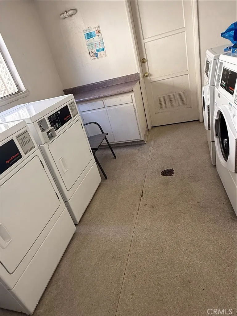 1804 Tamerlane Drive #D Glendale, CA 91208