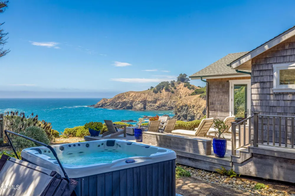 6018 California 1 Little River, CA 95456
