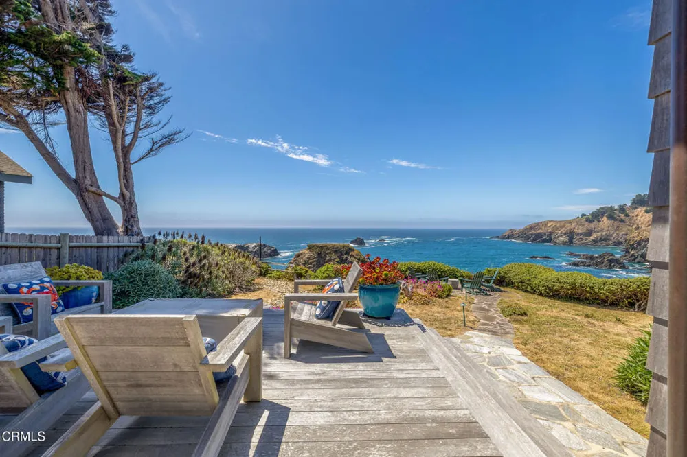 6018 California 1 Little River, CA 95456