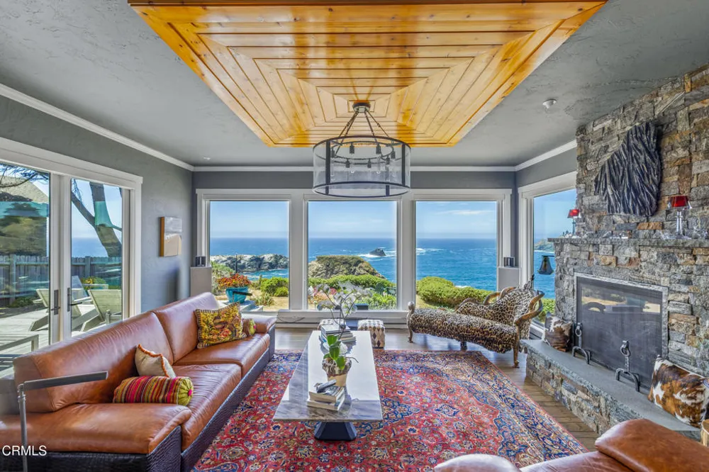 6018 California 1 Little River, CA 95456