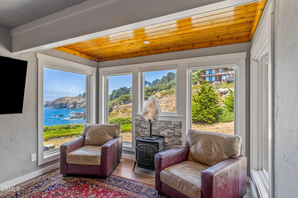 6018 California 1 Little River, CA 95456