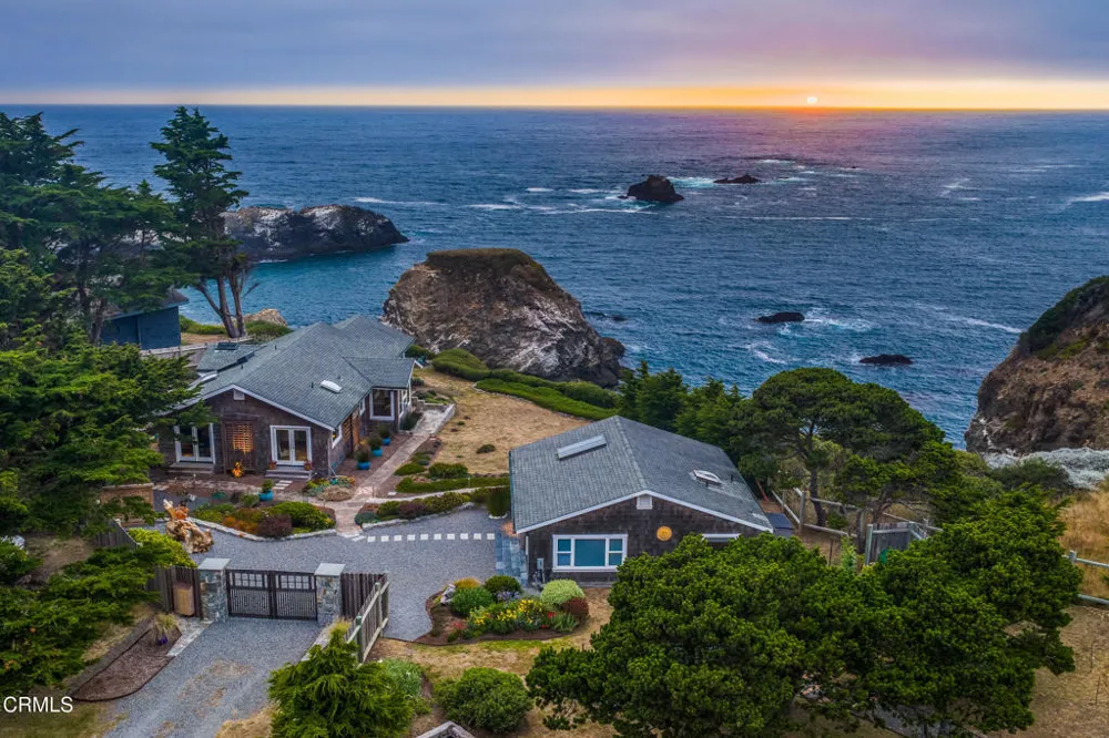 6018 California 1 Little River, CA 95456