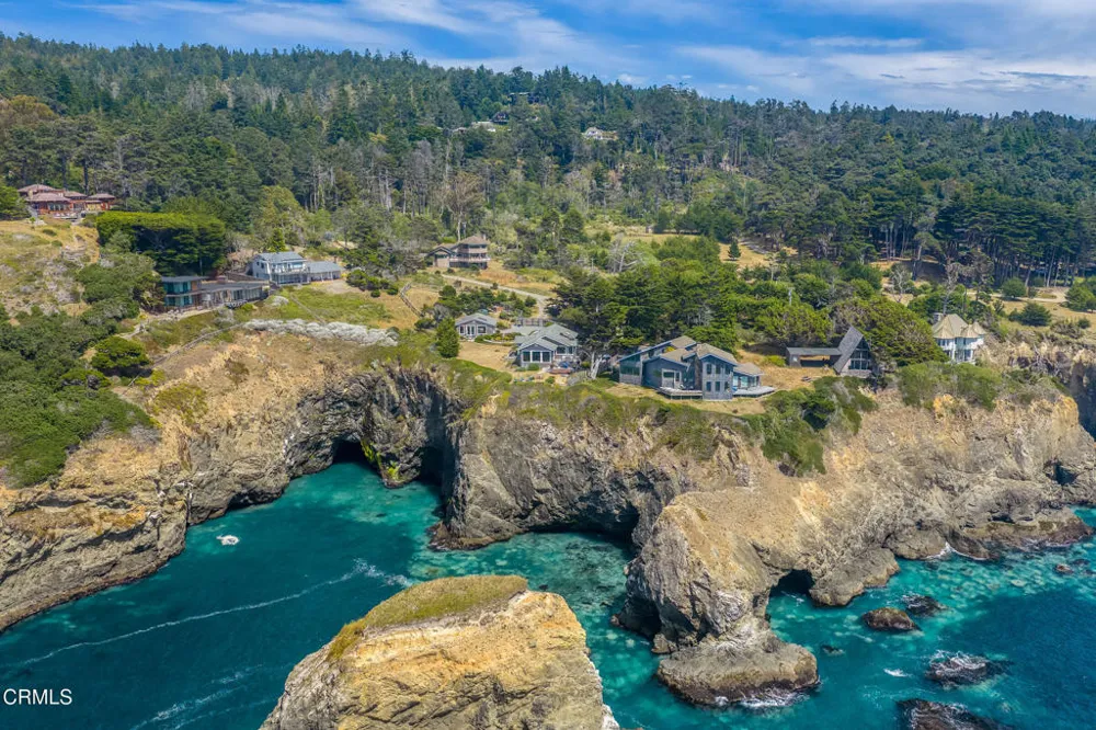 6018 California 1 Little River, CA 95456