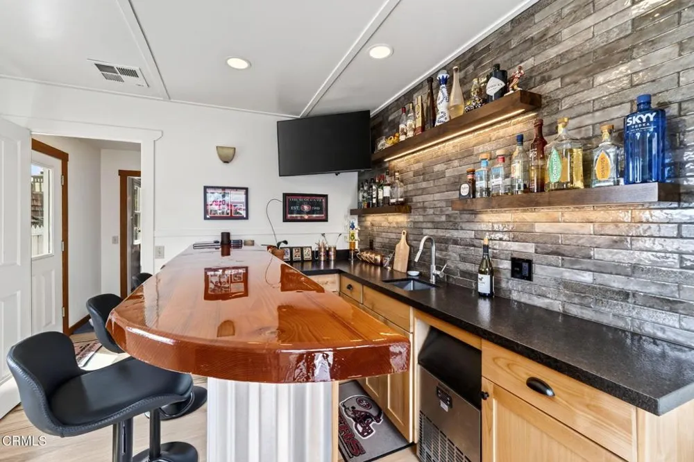 860 Myrtle Street Fort Bragg, CA 95437