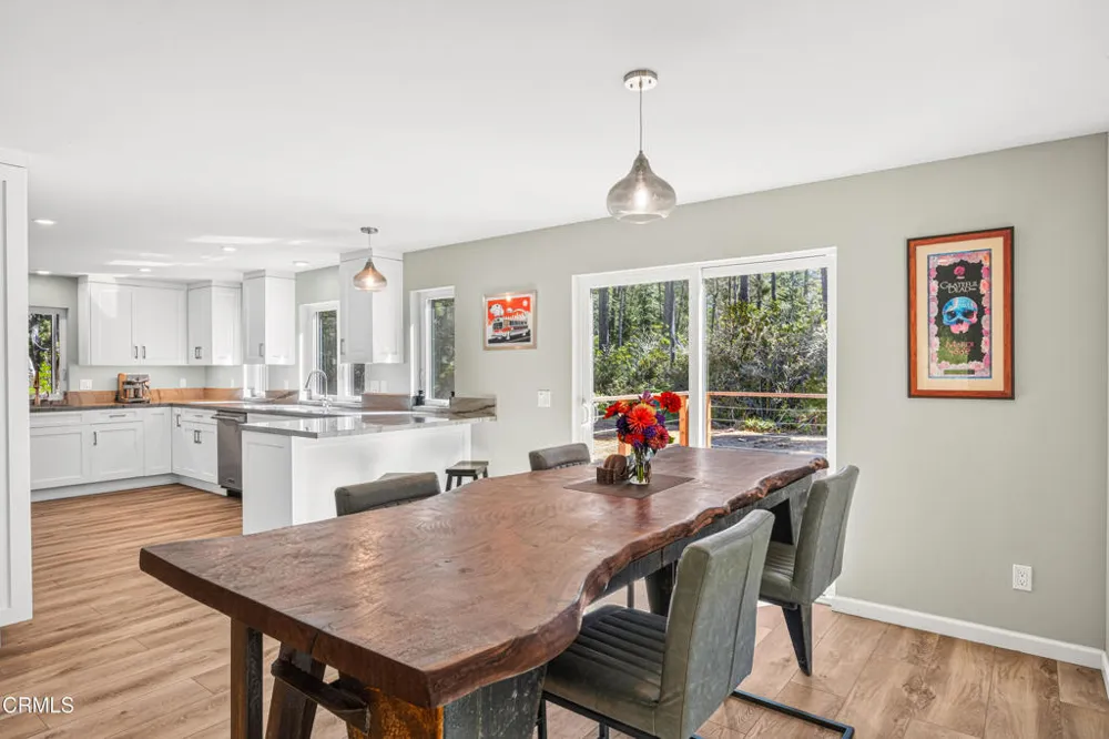 43014 Little Lake Road Mendocino, CA 95460