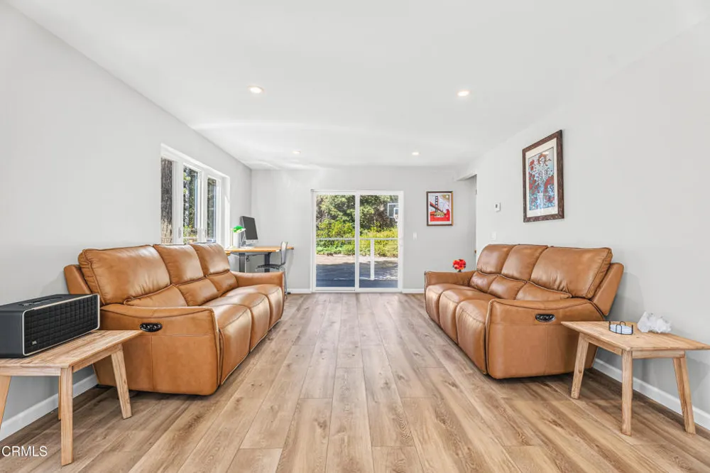 43014 Little Lake Road Mendocino, CA 95460