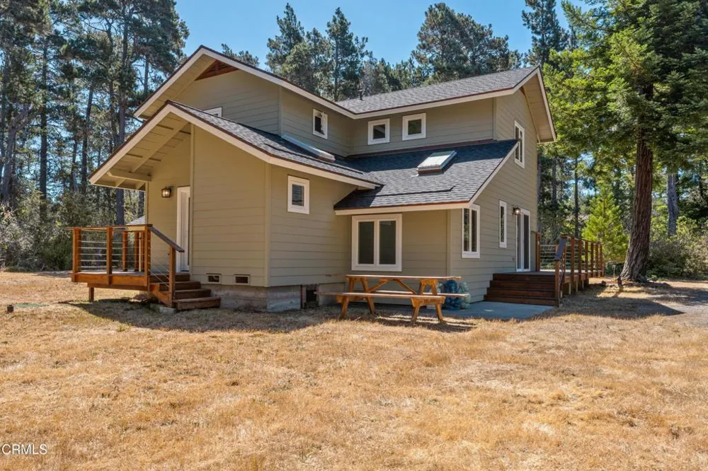 43014 Little Lake Road Mendocino, CA 95460
