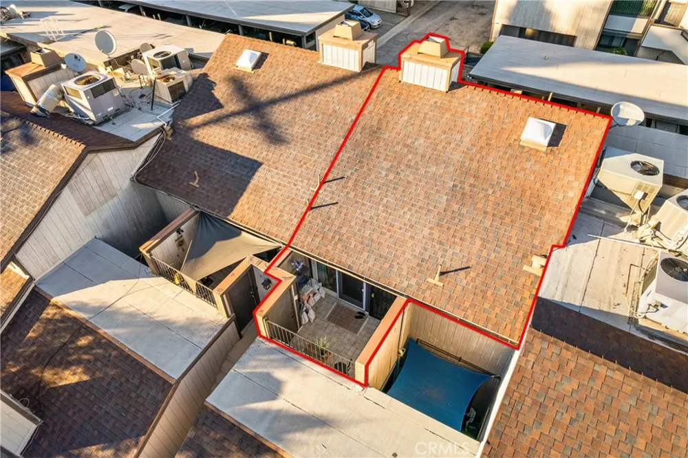 22421 Sherman Way #10 West Hills, CA 91307