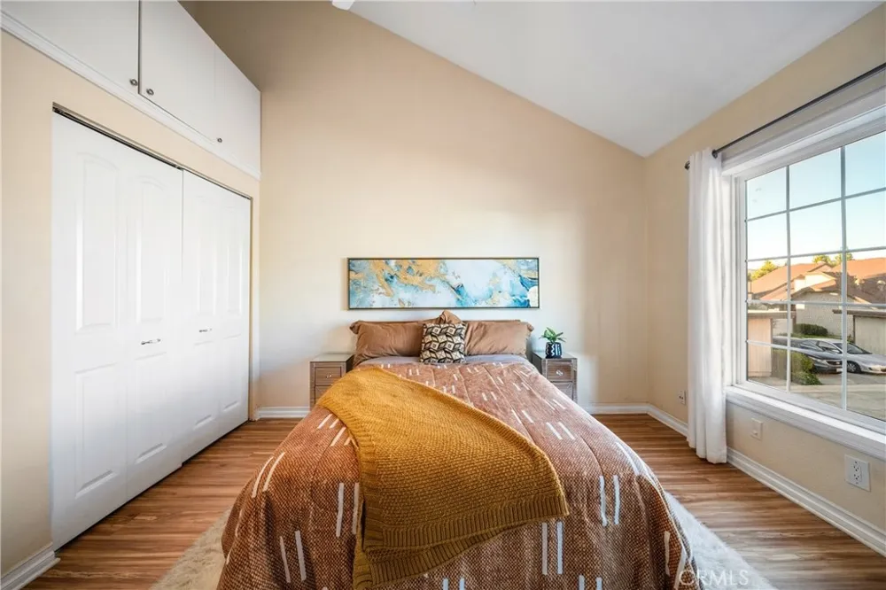 22421 Sherman Way #10 West Hills, CA 91307