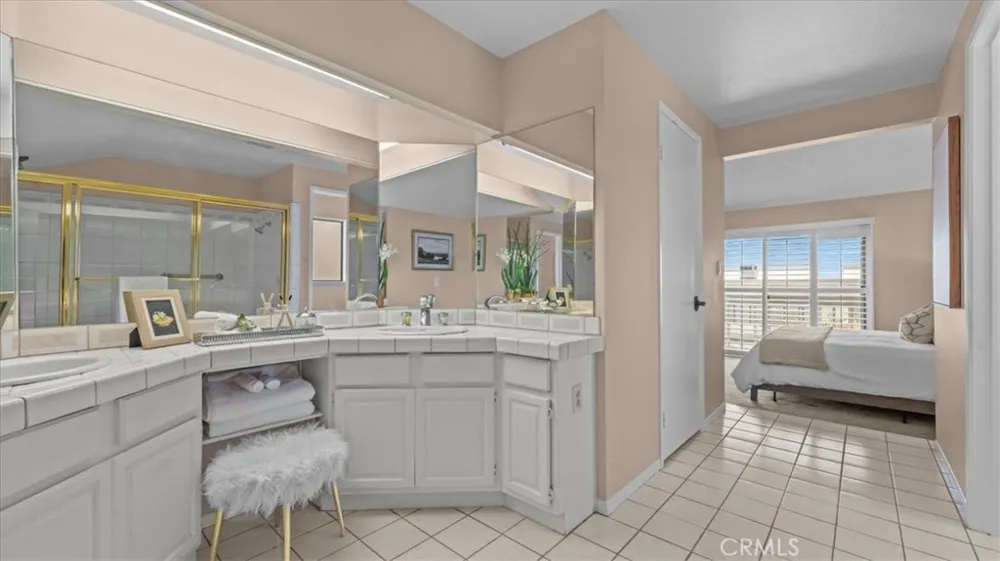4571 Bixby Drive La Verne, CA 91750