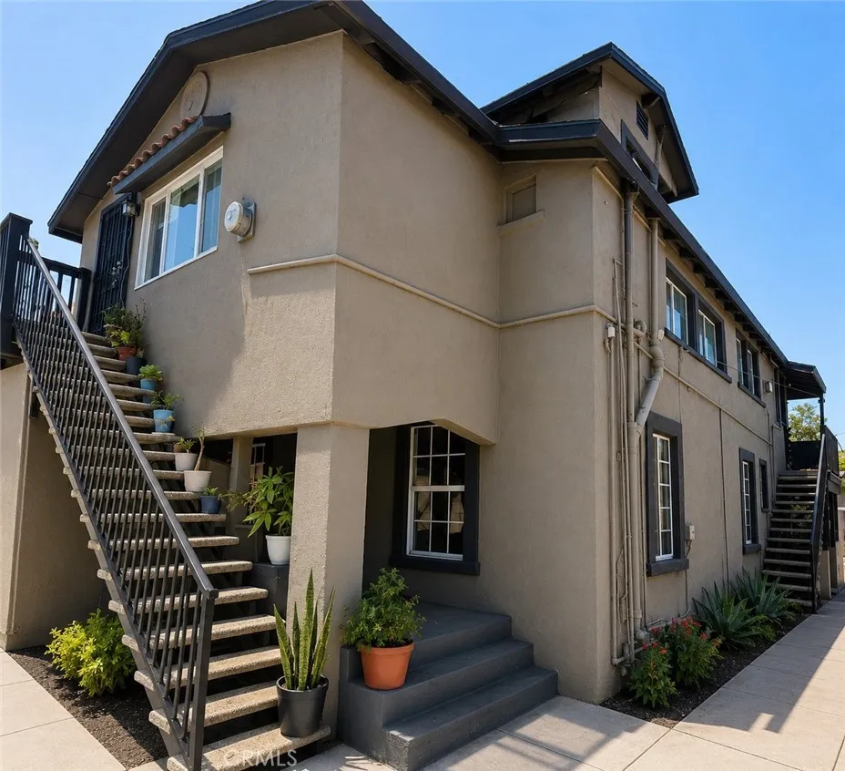 6236 Arroyo Glen Street Highland Park, CA 90042