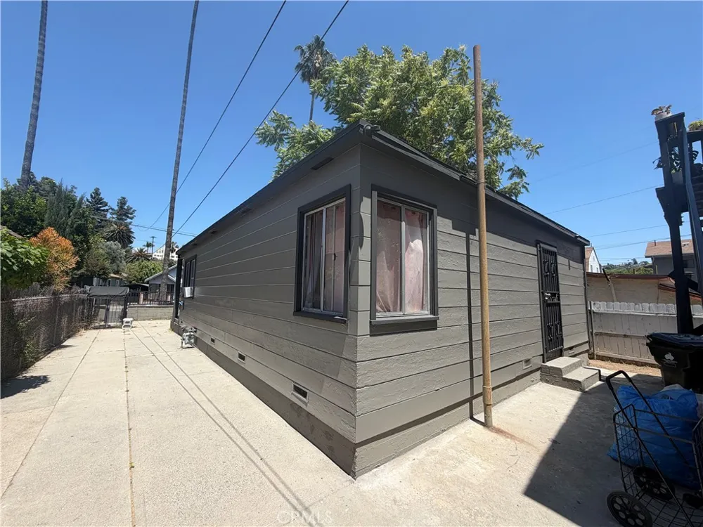6236 Arroyo Glen Street Highland Park, CA 90042
