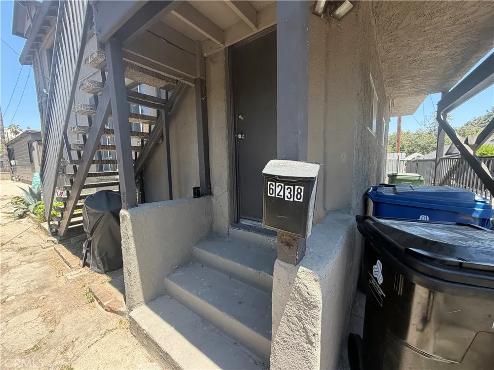 6236 Arroyo Glen Street Highland Park, CA 90042