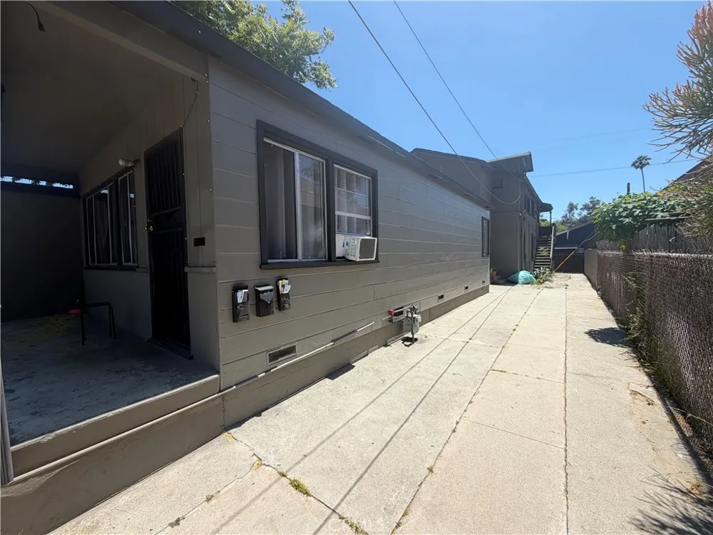6236 Arroyo Glen Street Highland Park, CA 90042
