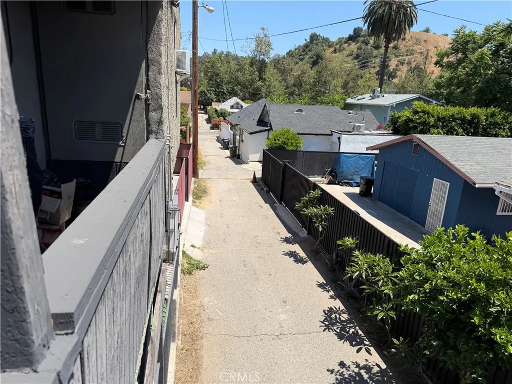 6236 Arroyo Glen Street Highland Park, CA 90042