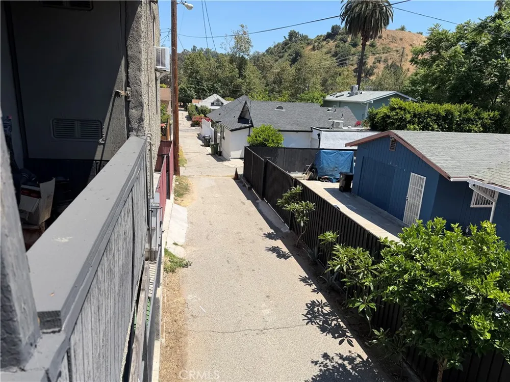 6236 Arroyo Glen Street Highland Park, CA 90042